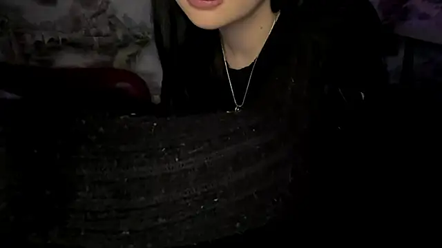 Chat +18 de annicefeel ao vivo