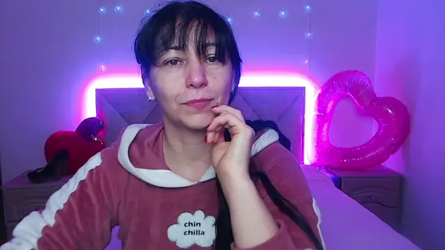 دردشة LiluGrants الجنسية المباشرة