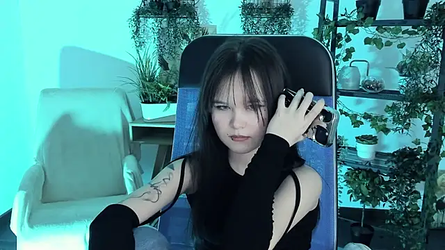 Elainebeness Adlı Modelin Canlı XXX Sohbeti