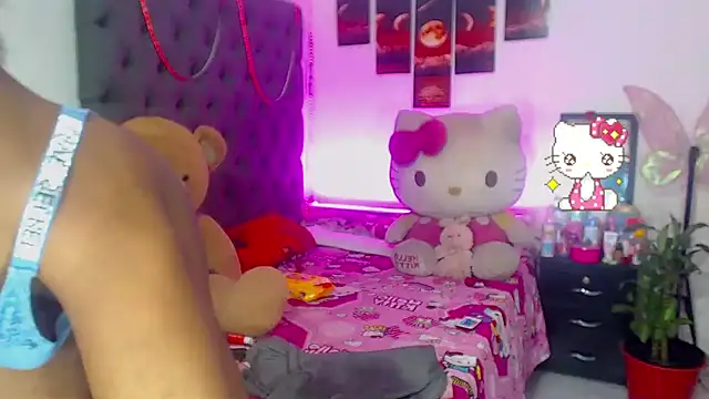 Show modela lucianadolll na web-kameri