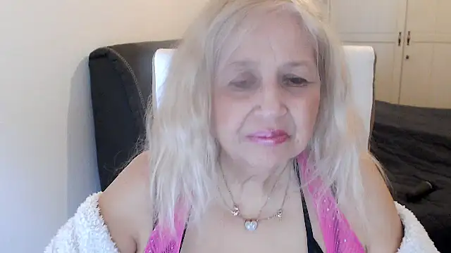 SusiLifeXXX Adlı Modelin Canlı XXX Sohbeti