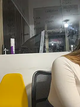 XXX chat uživo modela Antonella_Julieta