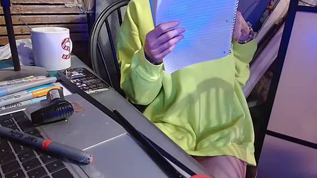 watermellonpussy Show in webcam