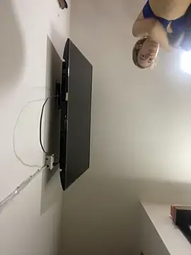 karla-thomsom10のライブXXXチャット