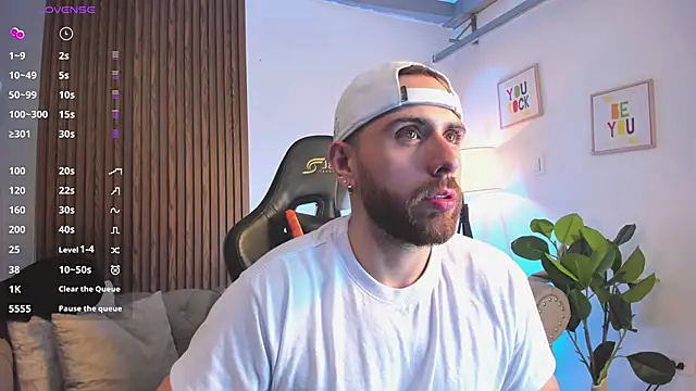 Maximo_Wolff élő XXX-chatje