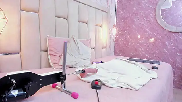 Naughty_Mely_ Adlı Modelin Canlı XXX Sohbeti