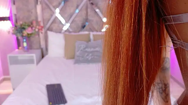 LolaGray__: απευθείας συνομιλία ΧΧΧ