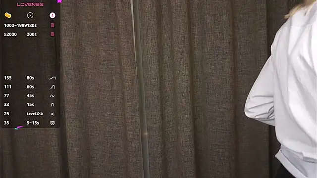 ToyaPletz: онлайн-секс-чат