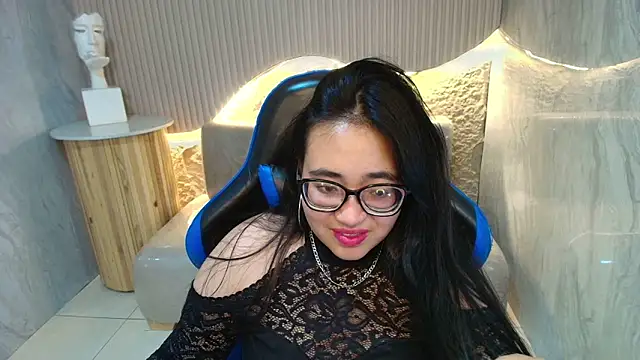 Chat +18 de bunny_mich_r ao vivo