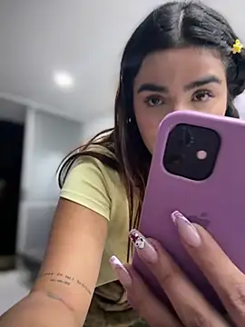 Czat XXX na żywo – Kaily_Sweet16