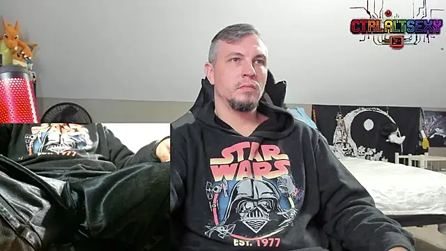 Pokazy przed kamerką – CtrlAltSexy