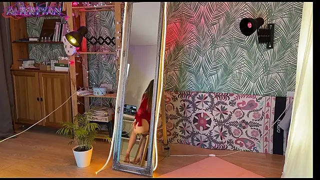 Živý XXX chat altertyan