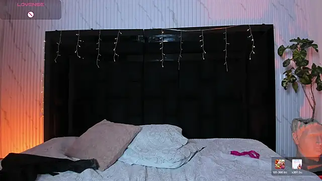 Agathaargent_: απευθείας συνομιλία ΧΧΧ