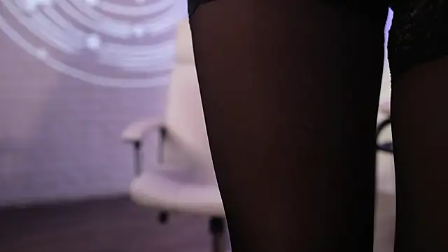 Margo_Pearls Adlı Modelin Canlı XXX Sohbeti