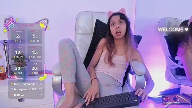 Chat +18 de Goddess__Lilith ao vivo