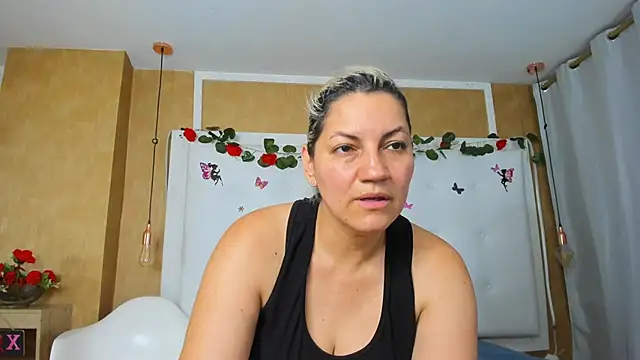 Heidy_milf Obrolan Langsung XXX