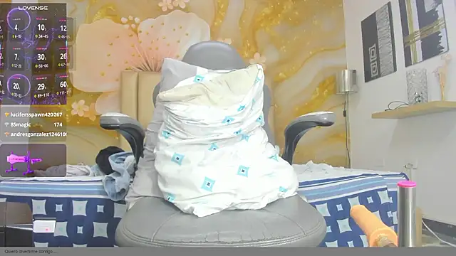 NahomiWalker_ Live XXX-chat