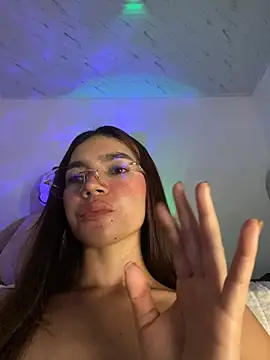 Eveliin_ruiz's Live XXX Chat