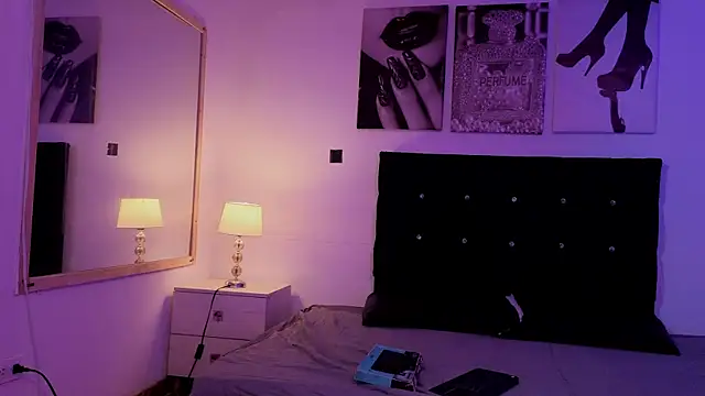 Zoe-yanin Chat XXX live