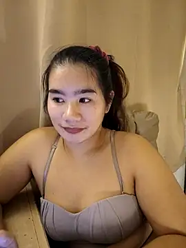 Kissy07: онлайн-секс-чат