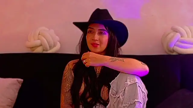 EmmyEvans1: απευθείας συνομιλία ΧΧΧ