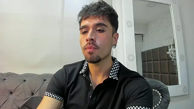 Živý XXX chat BrunoTurnerr