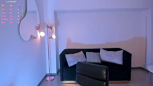 TaraLawrence Live XXX-chat