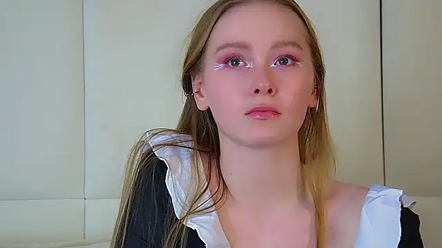 Chat +18 de AgataFoxley ao vivo