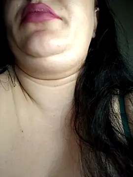 AMYRA_HOT 现场XXX聊天