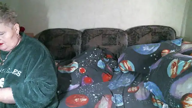 Lana555 Adlı Modelin Canlı XXX Sohbeti