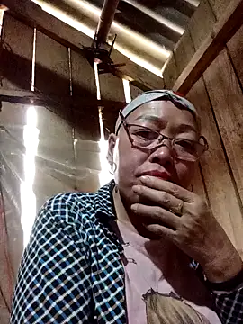 Chatroom XXX en direct de Agnes-baby