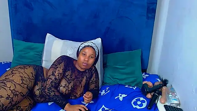 UNHOLYDESTINY-X 现场XXX聊天