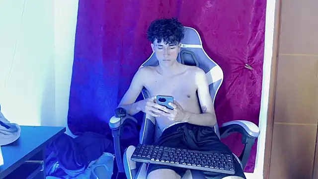 Johnny_cagee_ Live XXX-chat