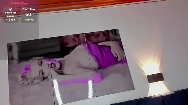 SharonLovee Chat XXX live