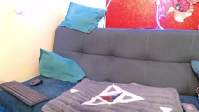 Chat +18 de liliimilf ao vivo