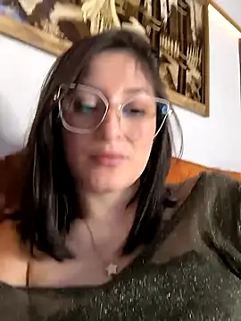 IsabelaGomezn Live XXX chat