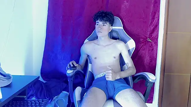 Johnny_cagee_'s Live XXX Chat