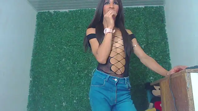 dannypervetxxz Adlı Modelin Canlı XXX Sohbeti