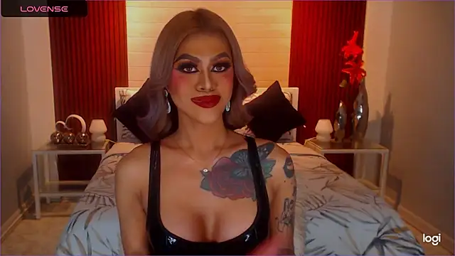 StellaStrong30 webcam show