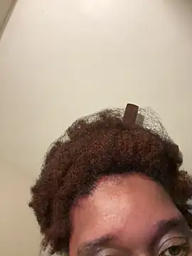 bigmama_deshayyy webkamerás műsora