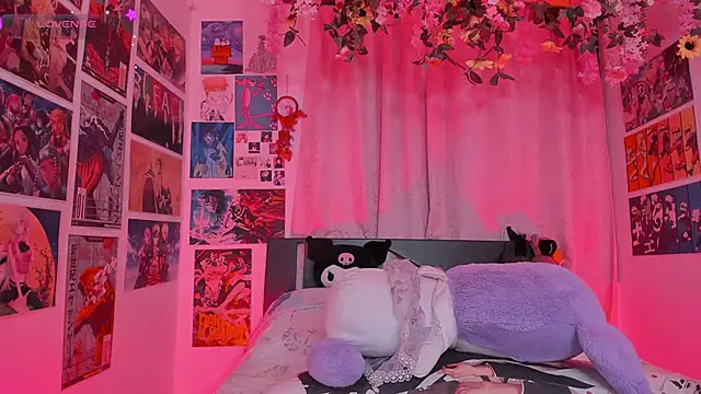 Chat +18 de MissCurvyTop ao vivo