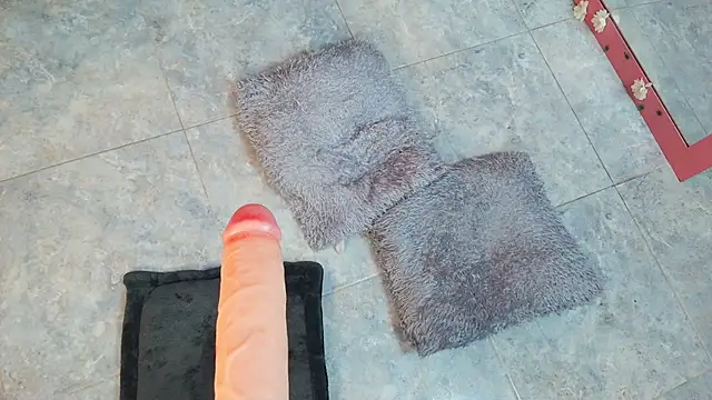 mia_roux1 Chat XXX live