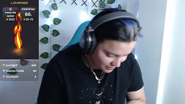 Nika_1_のライブXXXチャット