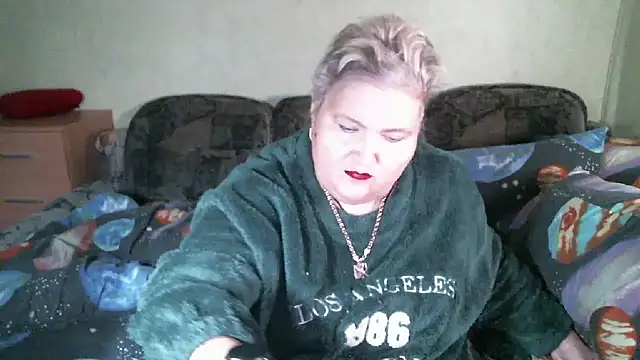 Lana555 Adlı Modelin Canlı XXX Sohbeti