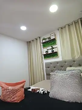 Czat XXX na żywo – sasi_luna