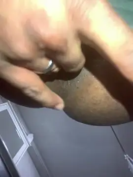 Show modela Bryan056_ na web-kameri