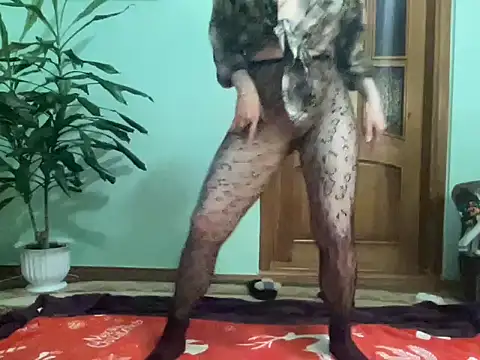 Show modela AngelTough20 na web-kameri