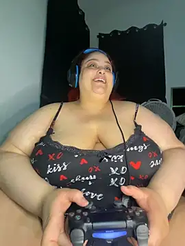 Exotic_Queen_ Chat XXX in diretta