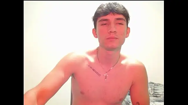 ChicoMaloFfFのウェブカメラショー