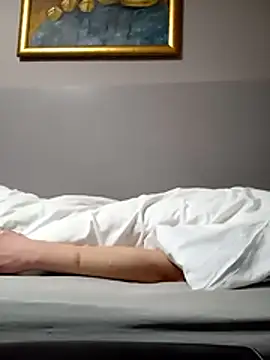 Show modela DlaNiej na web-kameri